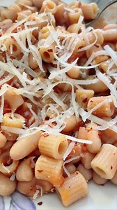 ⬇️Sapete che giorno é oggi? É 1 mese dall'uscita de 푳풂 풅풊풆풕풂 풅풆풍풍풆...