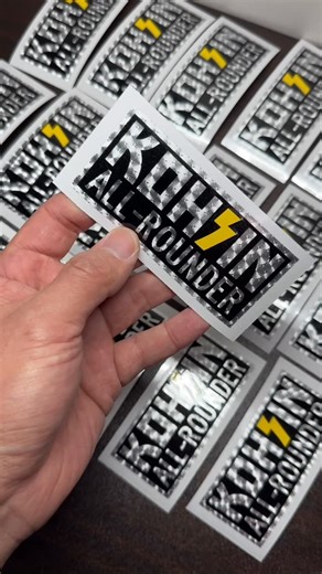 PC Design Ono オリジナルステッカー | オーダー商品 下地：銀エンジンターン小 文字：黒、黄色 3種類のカッティングシートを重ね合わせてプレミアムな仕様にて作製させていただきました✨ シンプルなステッカーからハイエンドなステッカーまで、世界に一枚のお気に入りのステッカーを作製いたします。... | Instagram