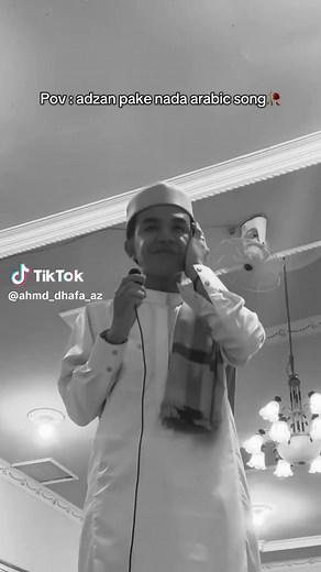 Emotional Arabic Adzan with Beautiful Melodies