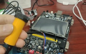 STM32 E18-D80NK红外避障检测