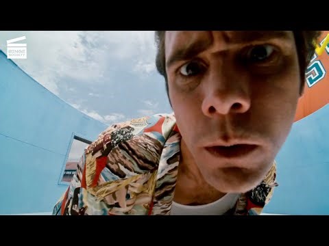 When Ace Ventura gets in a fish tank | Ace Ventura: Pet Detective | Binge Comedy