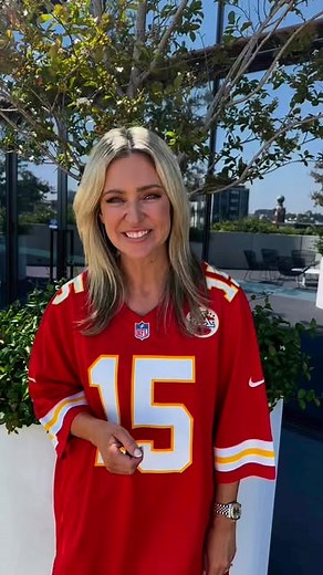 JACQUELINE FELGATE | @melbourneracingclub is bringing the NFL trackside, kicking off an exhilarating Super Bowl series with an epic integration of racing and... | Instagram