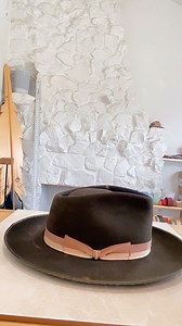 Show of Hands 👋🏻 ; who loves a well distressed hat? Firing a hat is just one of the techniques we can use to distress a hat and is definitely the most fun to apply. Our approach to distressing is to go for destroy and repair to add a more authentic natural character to the hat. This one is on the beginning of its journey to become a finished hat. It will get a lot more distressing, a lot more detailing and some personal touches added on as well! The color on this is Dark Moss and is the darkes