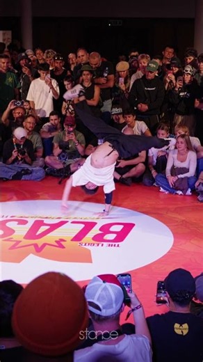 B-Boy Saturn ⚡ Spinning into The Legits Blast! 💣 Outbreak Europe