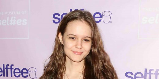 Izabela Vidovic's Age, Height, Boyfriend, Net Worth, Biography