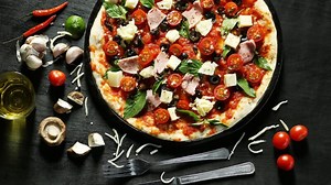 12 Most Popular Pizza Toppings in America [Update 2024]
