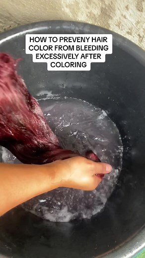Prevent Hair Color Bleeding: Cold Water & Ice Method