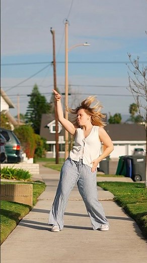 That’s the way I like it!!🩵🪩 DC: me #dance #dancing #groovy #retro #disco