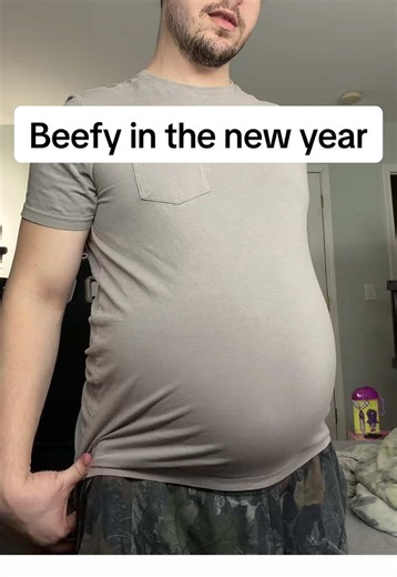 Beefy in the new year #fyp #belly #gainer #gay