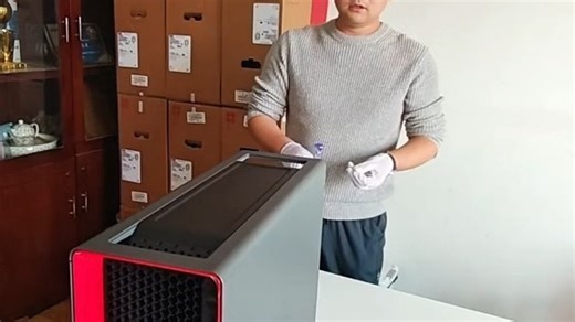 #创作者中心 #创作灵感 #上热门🔥 #联想 #图形工作站 ThinkStationP7 志强旗舰单路工作站，科研计算，影视游戏开发 高级工程师专属设备。