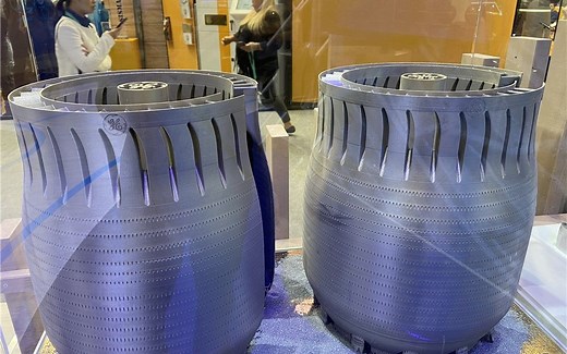 GE通用旗下SLM和EBM金属3d打印机展示，大量应用在航空航天飞机、医疗植入物制造