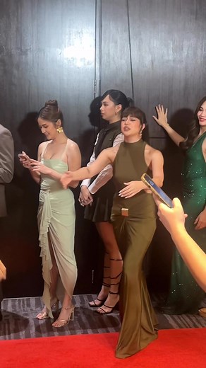 2M views · 11K reactions | From streaming screens to TV primetime — What Lies Beneath is the drama everyone will be talking about. Starts Oct 17 on Netflix. 'What Lies Beneath' grand media conference with the lead stars Kaila Estrada, Sue Ramirez, Charlie Dizon and Janella Salvador together with JM de Guzman, Jake Cuenca, Yves Flores and Jameson Blake | Oskee Recabar | Facebook