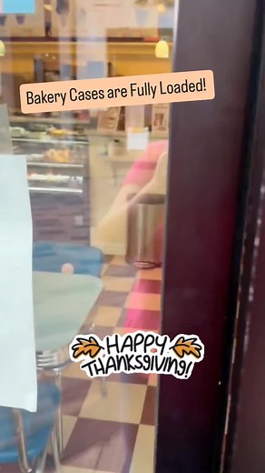 Come on in and get your dessert on!! We are open until 6pm today - 🤎 | Cupcake Charlie's