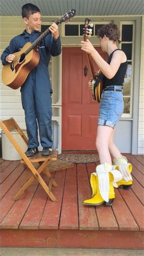 Macsweeney's decide whose taller - "Midnight Train"