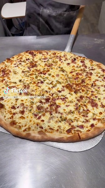 Burattino Pizza Toronto on TikTok