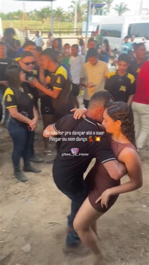 @forro__do__interior on Instagram: "MARCA SEUS AMIGOS NO FORRÓ DO INTERIOR 💥💥"