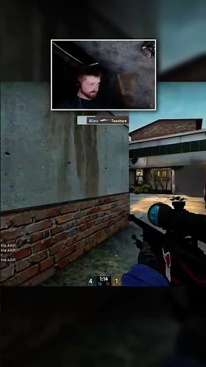 Tapping game guy playing Counter Strike