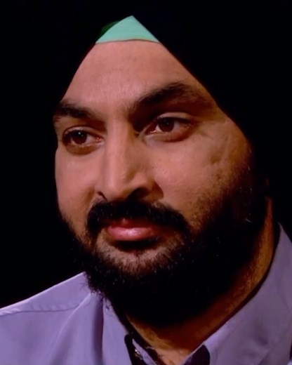 'What season of the year does Keats describe as a 'season of mists and mellow fruitfulness'... Oliver Twist' 🤣 Monty Panesar hasn't bowled in a Test match since 2013 but Steve Smith just SMASHED him for 6 😂🔥 | Fox Cricket