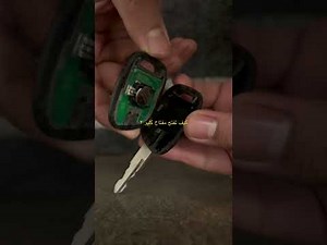 Replacement of the Renault Clio remote control battery.