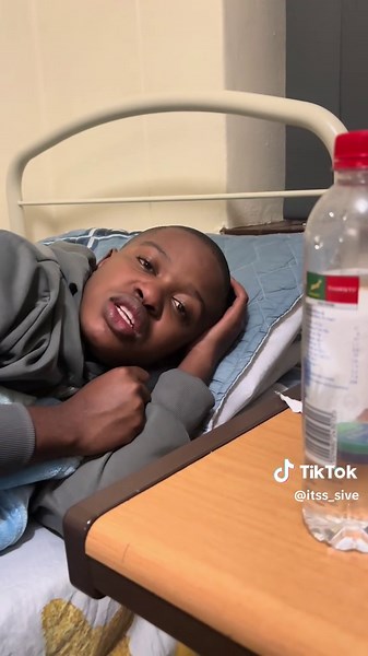 Sive Sithembu (@itss_sive) - 😊 #sivesithembu #SAMA28 #viral_video #tiktoksouthafrica #trending #relatable #fyp #unidiaries #university #funny