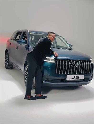 As we welcome 2026, we step into a year defined by bold vision, new opportunities, and unstoppable progress. Every journey ahead calls for confidence, strength, and refined excellence. This is a year of moving forward without limits, embracing innovation, and driving the future with purpose. Welcome to 2026 — welcome to the next chapter with Jaecoo. | Khuzani KING Ndlamlenze Mpungose