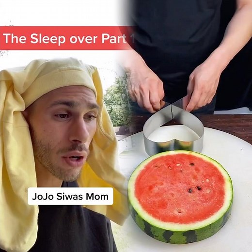 A day in the life of JoJo Siwa the sleep over with