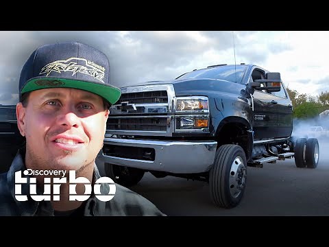 The team begins modifying a Chevrolet pickup truck | Texas Metal | Discovery Turbo