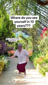Still Cutting up in the Plant Store 😂🪴😂#plants #houseplants #plantmom #plantmememami #plantmemes #plantsofinstagram | Plant Me In The Dirt