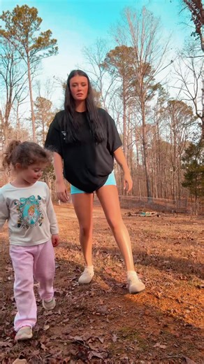 Creating a Mini Greenscreen Video with CapCut