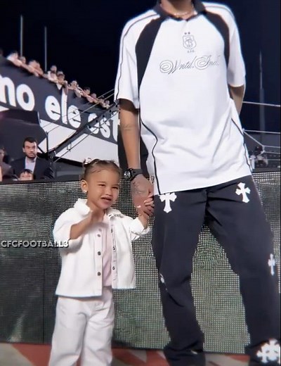 Neymar Gets Revenge For Mavie 😅