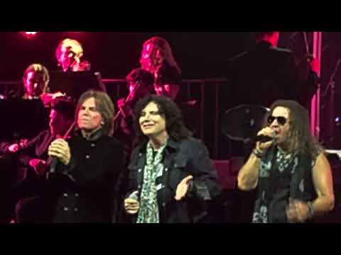 The Starship🌟🌟🌟🌟🌟🌟 - The Show must go home live at Rock Meets Classic in Nürnberg 9.04.26