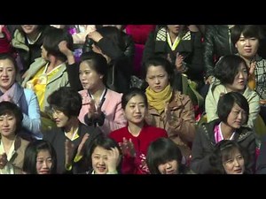 High-fives and presidential portraits at Pyongyang Marathon