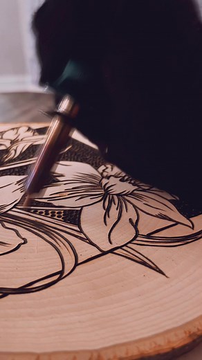 oh hi😊 #fyp#foryoupage#viralartist#woodburning#pyrography#giftideas#smallbusiness#grateful#etsyshop#womanowned#sosatisfying#arttok