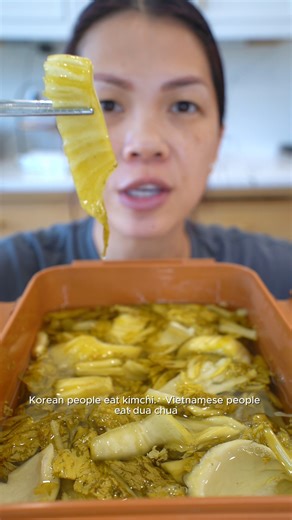 DUA CHUA - PICKLED MUSTARD GREENS INGREDIENTS 2 bundles of mustard greens (large Gai chow) 4 cups water 2 cups sugar 2 cups vinegar 2 tsp salt INSTRUCTIONS Cut mustard greens into 1 - 1.5 in pieces. Wash throughly and place into a large enough air tight container (note: musard greens are very dirty so make sure you wash it several times) 2. In a mixing bowl, combine: water, sugar, vinegar and salt. Mix until sugar is dissolved and then pour this mixture over your mustard greens. Let this sit at 