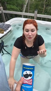 Hard to beat a snack when you’re in the hot tub! #prank #comedyjokes #couples #funnyprank #funnycomedy #publicreaction #funny #jokes | Harlin