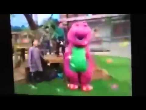 Barney comes to life (Barney's Best Manners Your Invitation to Fun!)