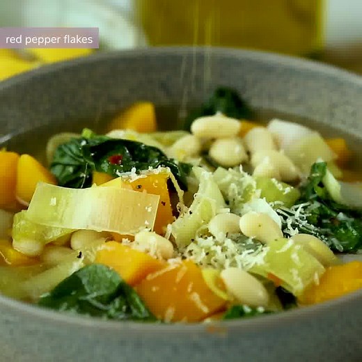 There's butternut squash, leeks, and spinach as well as white beans in this hearty, rich, and flavorful vegetarian soup. Get the recipe here: http://bit.ly/39yYGxL | Martha Stewart
