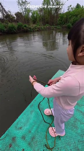 So Young, Yet Carrying Big Responsibilities 😔 #trending #youtubeshorts