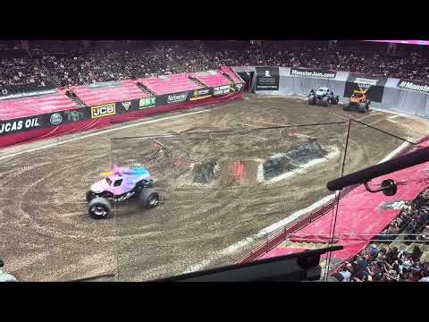 Monster Jam Newark, NJ Event 2 Freestyle: Sparkle Smash