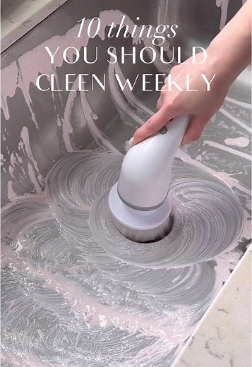 Weekly Cleaning Tasks for Your Robot Vacuum