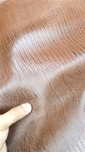 Lizard pattern Leather COGNAC # Handmade #leathercraft #leathergoods #bespoke #asmr