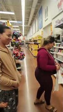 Only us latin people would understandapprove this funny... #Shorts #elchamarra