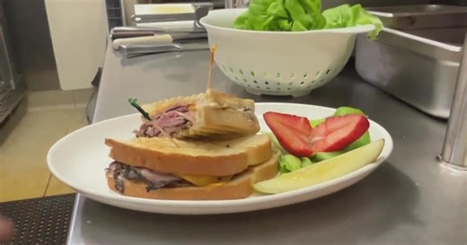 Chef opens cafe inside Modesto nonprofit medical facility