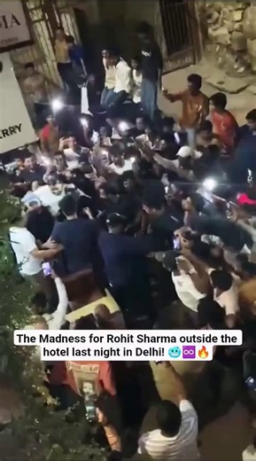 Chokli ka delhi Delhi ka chokli Meanwhile Rohit in Delhi 😂😂