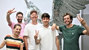 Musikvideo: Deine Freunde · "Stück für Stück"