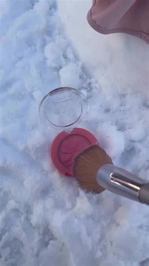 Creative Snowgirl Ideas for Winter Fun