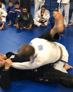 2 ways to set up the Star Sweep. - - - #mma #ufc #bjj #boxing #muaythai #kickboxing #jiujitsu #fitness #martialarts #wrestling #fight #grappling #karate #training #mixedmartialarts #judo #fighter #brazilianjiujitsu #gym #mmafighter #erikpaulson #motivation #selfdefense #workout #bellator #bjjlifestyle #taekwondo #nogi #stxkickboxing #csw | CSW Fullerton