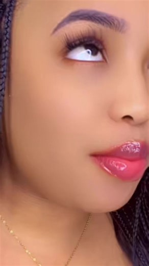 Vidéos de Aïcha koné music (@aicha_kon2) avec son original - 𝐋𝐘𝐑𝐈𝐂𝐒𝐄𝐍_𝟐𝟐𝟏♫✰