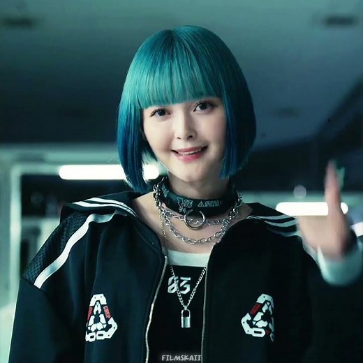 tamashiro tina as blue hair 'rei' in alice in borderland S3 (2025)