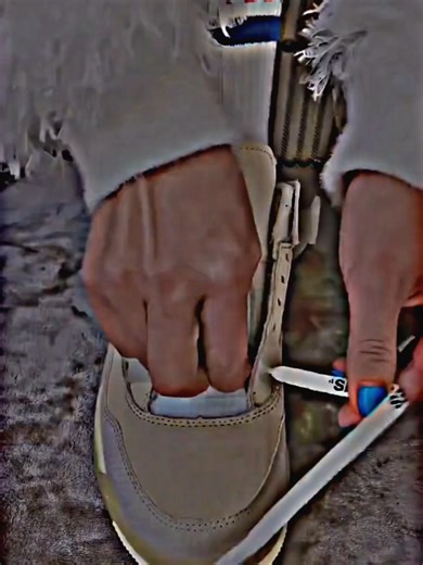 Join the Shoe Challenge: How to Create Viral Fashion Content